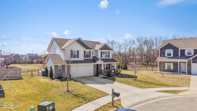 6905 W Wintergreen Court, Mccordsville, IN 46055