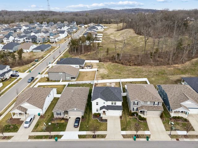 3609 Four Leaf Way, Antioch, TN 37013