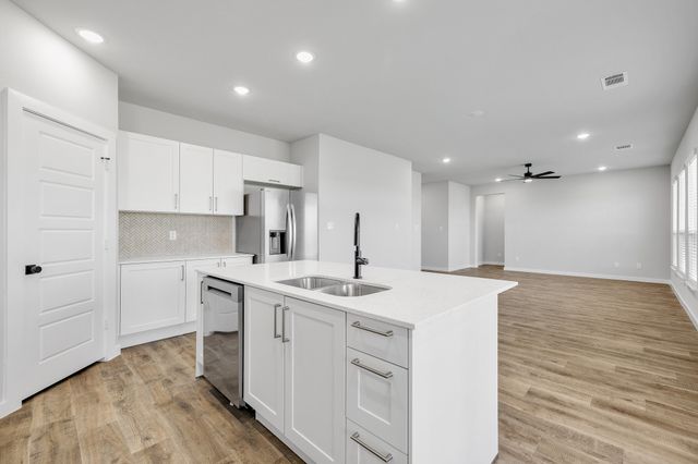 4001-4003 Lecroy Court, Midlothian, TX 76065