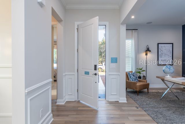 10 Knotty Pine Dr, Bluffton, SC 29909