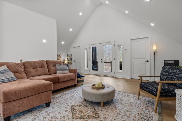 1220 Bald Eagle Dr & 1222 Bald Eagle Dr, Kingston Springs, TN 37082