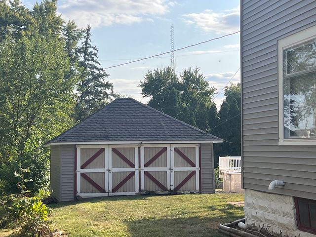 132 W FRANKLIN Street W, Paxton, IL 60957