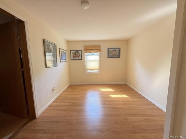1 Trebor Road, Massapequa, NY 11758