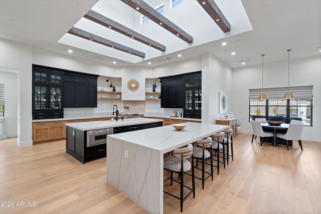 8530 E NIGHTINGALE STAR Drive, Scottsdale, AZ 85266