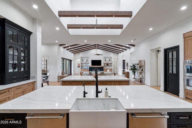 8530 E NIGHTINGALE STAR Drive, Scottsdale, AZ 85266
