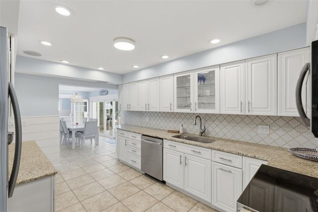 2822 W VINA DEL MAR BOULEVARD, St Pete Beach, FL 33706