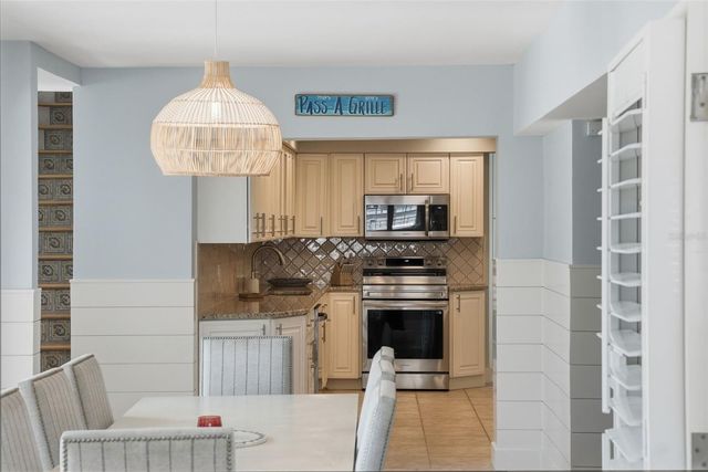 2822 W VINA DEL MAR BOULEVARD, St Pete Beach, FL 33706