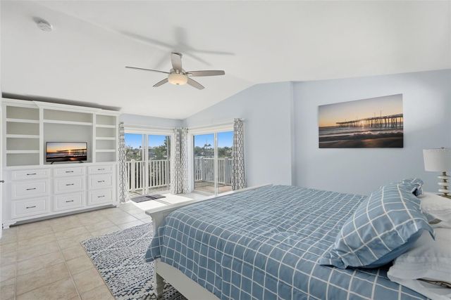 2822 W VINA DEL MAR BOULEVARD, St Pete Beach, FL 33706