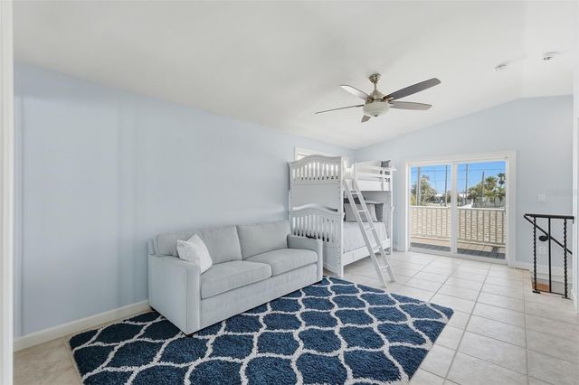 2822 W VINA DEL MAR BOULEVARD, St Pete Beach, FL 33706