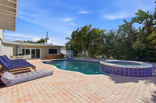 2822 W VINA DEL MAR BOULEVARD, St Pete Beach, FL 33706