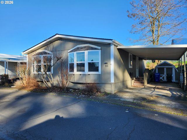 2804 Se COURTNEY Ave 12, Milwaukie, OR 97222