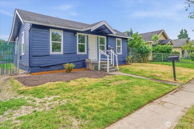 1116 9th Avenue, Longview, WA 98632