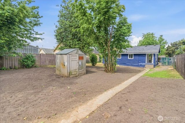 1116 9th Avenue, Longview, WA 98632