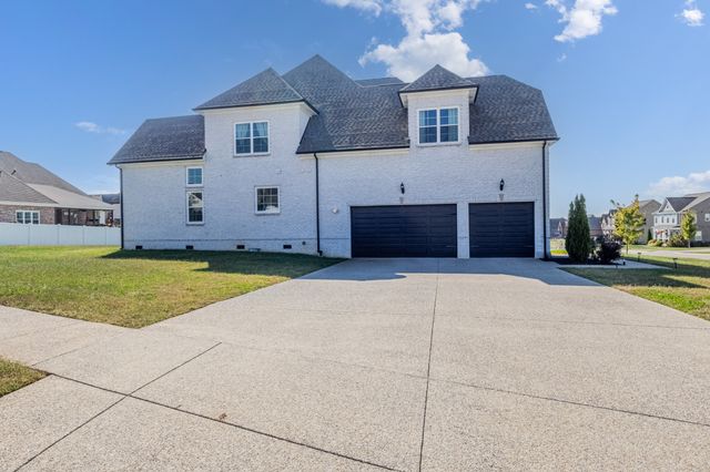 9017 Safe Haven Pl, Spring Hill, TN 37174