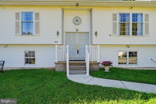 913 FAWN AVE, Pasadena, MD 21122