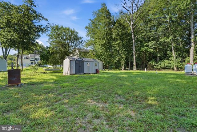 913 FAWN AVE, Pasadena, MD 21122