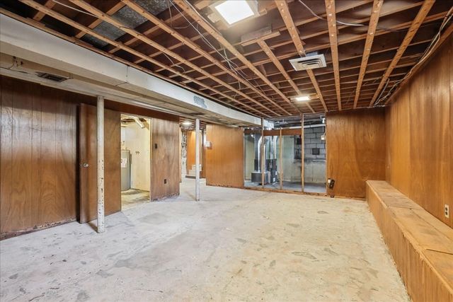 25 Eaton Rd, Dedham, MA 02026