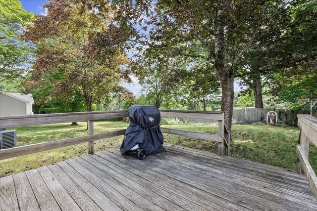 25 Eaton Rd, Dedham, MA 02026