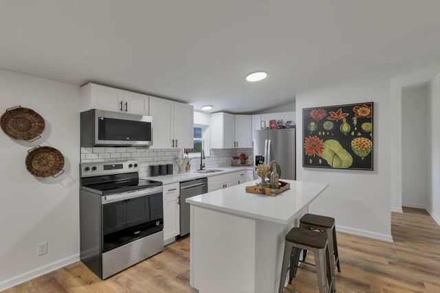 13303 Douglas Lane Road, Centerburg, OH 43011