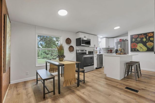 13303 Douglas Lane Road, Centerburg, OH 43011