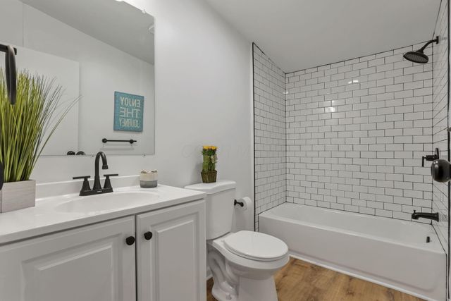 13303 Douglas Lane Road, Centerburg, OH 43011