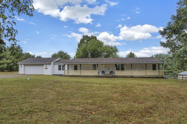 13303 Douglas Lane Road, Centerburg, OH 43011