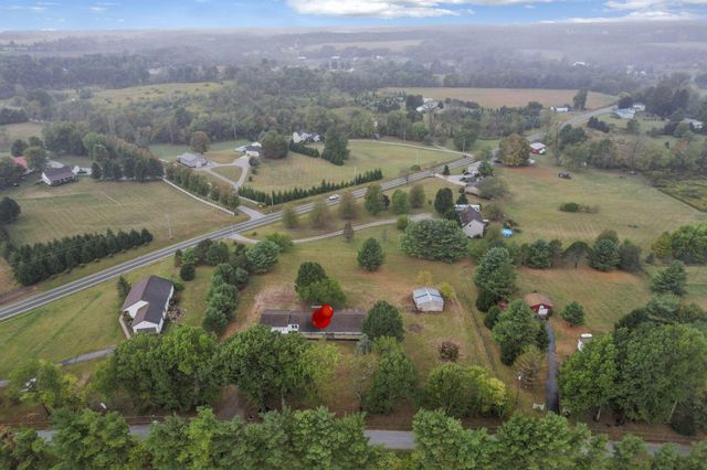 13303 Douglas Lane Road, Centerburg, OH 43011