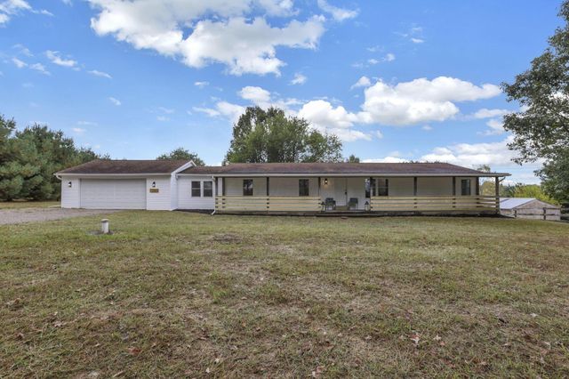 13303 Douglas Lane Road, Centerburg, OH 43011