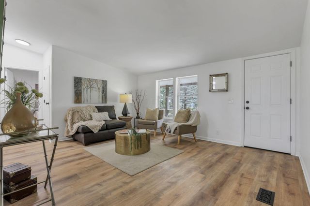 13303 Douglas Lane Road, Centerburg, OH 43011