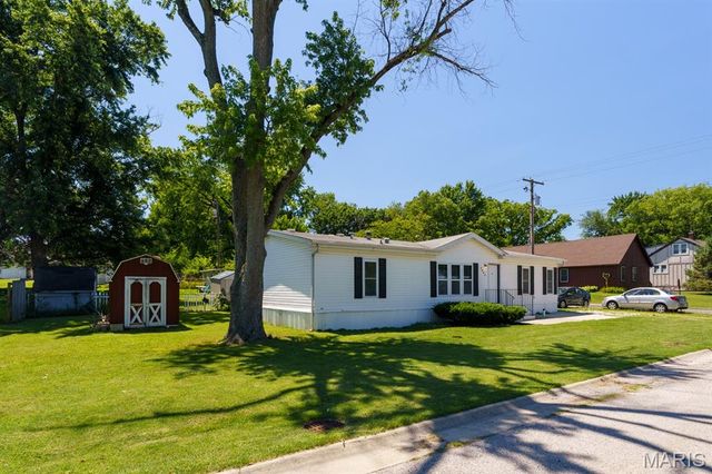 1800 Page Avenue, Belleville, IL 62221