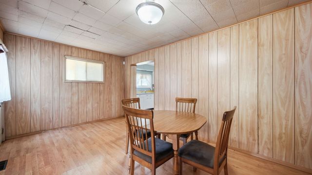 3041 Sherwood Avenue, Markham, IL 60428