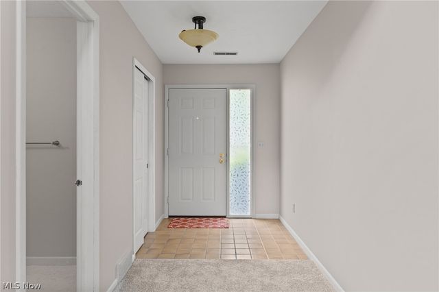 82 Silver Valley Boulevard, Munroe Falls, OH 44262