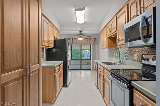 82 Silver Valley Boulevard, Munroe Falls, OH 44262