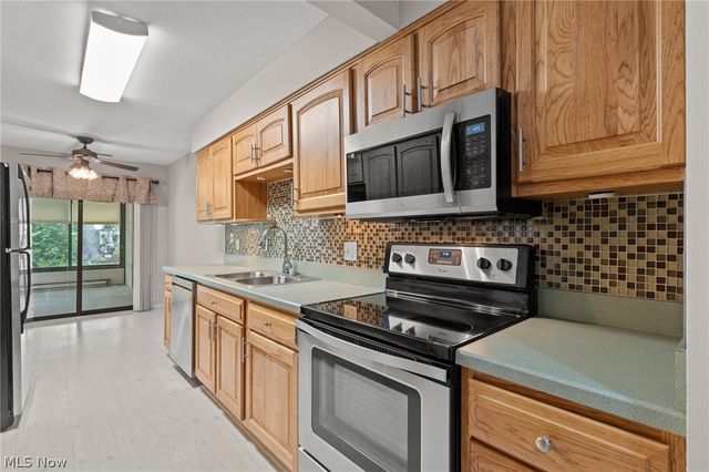 82 Silver Valley Boulevard, Munroe Falls, OH 44262