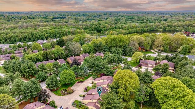 82 Silver Valley Boulevard, Munroe Falls, OH 44262