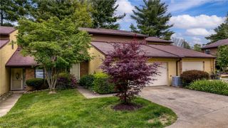 82 Silver Valley Boulevard, Munroe Falls, OH 44262