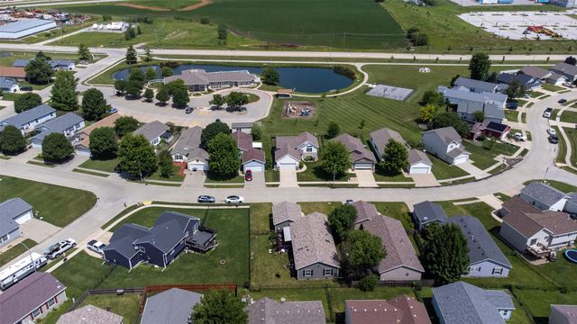 901 33rd Street SW, Bondurant, IA 50035