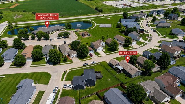 901 33rd Street SW, Bondurant, IA 50035