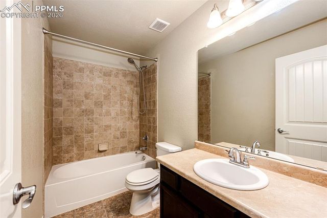 6231 Wallowing Way, Colorado Springs, CO 80925