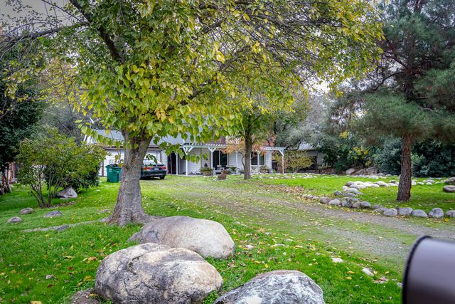 40954 Cherokee Oaks Drive, Three Rivers, CA 93271