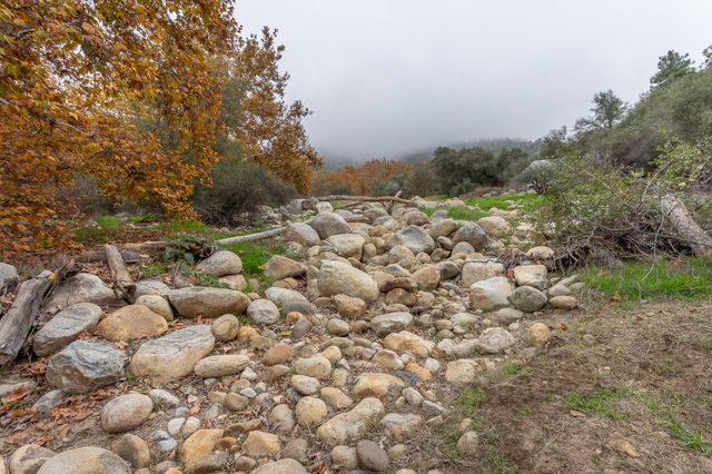 40954 Cherokee Oaks Drive, Three Rivers, CA 93271