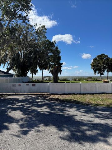 1200 NORTHSHORE DRIVE, Eustis, FL 32726