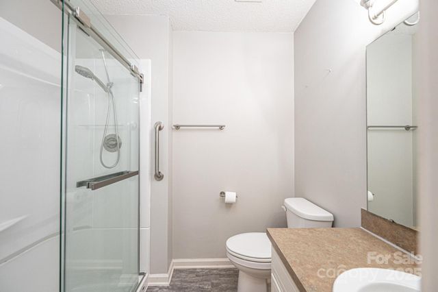 818 Gemcrest Drive NE, Conover, NC 28613