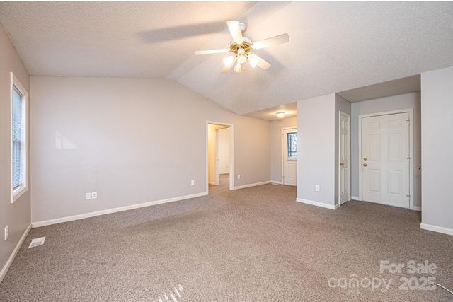 818 Gemcrest Drive NE, Conover, NC 28613