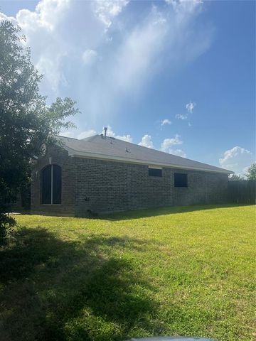 5102 Park Village Drive, Houston, TX 77048