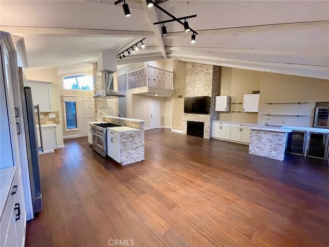 38194 Oaktree Loop, Murrieta, CA 92562