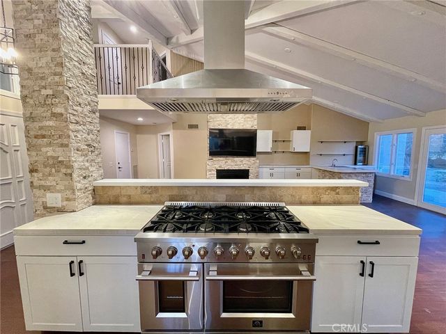 38194 Oaktree Loop, Murrieta, CA 92562