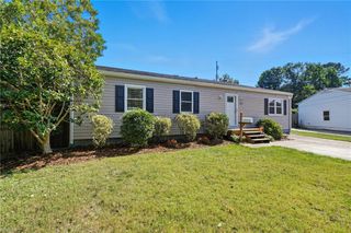 4513 James Ct, Virginia Beach, VA 23455