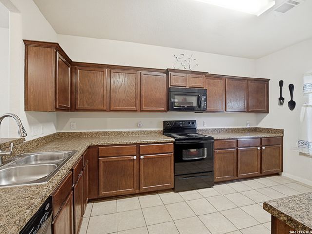 11758 Luckey, San Antonio, TX 78252