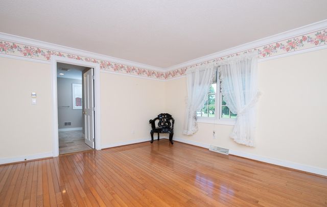 10 Village Green Circle UNIT 10, Mashpee, MA 02649
